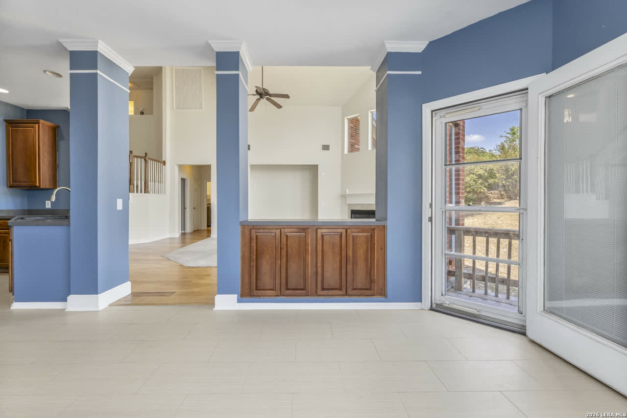 10515 Wind Walker, Helotes photo 8 of 14