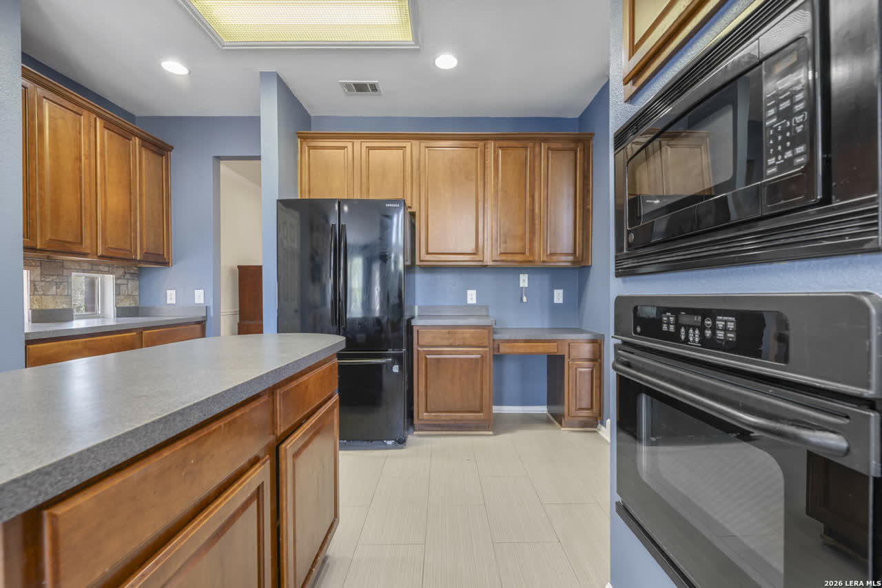 10515 Wind Walker, Helotes photo 11 of 14
